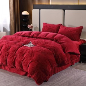 Lenjerie de Pat Dublu, Cocolino Ultra Pufoasă, 4 piese, cu Fluturi 3D – Somn Regal în Confort Absolut, Rosu, fluturi