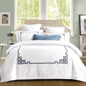 Lenjerie pat dublu, Primăvara,  FINET, Cearsaf cu Elastic 180x200cm, 4 piese, Alb, Albastru, model elegant clasic - Lux Absolut, Delicatețe și Eleganță Desăvârșită