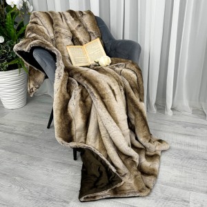 Patura cu blanița artificiala Luxury Furr 160x220cm - Maro Cafeniu