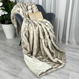 Patura cu blanița artificiala Luxury Furr 160x220cm - Bej Cafeniu