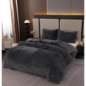 Pilota Super Pufoasă CoCoLiNo Fluffy cu Blăniță Sherpa Asortată, 200x230 cm, 4 kg, 2 Fețe de Pernă Asortate, 50x70cm – Căldură Instantă și Confort de Lux pentru Nopți Reci, Antracit