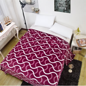 Patura pufoasa cocolino 200x230cm, 240g/mp, Alb, Violet, linii