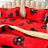 Lenjerie pat dublu, Super Pufoasa COCOLINO cu BLANITA, 4 piese, Rosu-Negru, inimioare [8]