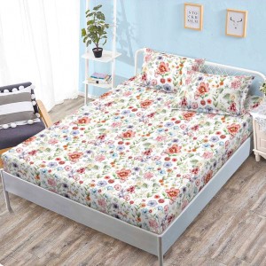 Cearsaf cu elastic, FINET, 160x200cm, 2 fete de perne 50x70cm, Alb, Multicolor, Flori – confort și eleganță pentru patul tău