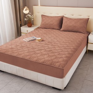 Husă Matlasată Tip Topper din Catifea 180x200cm, cu 2 Fețe de Pernă 50x70cm -  Somn Odihnitor și Susținere pentru Spate, Maro deschis