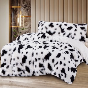 Lenjerie Cocolino Fluffy Super Pufoasă, Set 4 Piese, Pat Dublu, Cearșaf cu elastic – Căldură și Confort Premium, Ideală pentru Nopți Friguroase, Alb, Negru, animal print