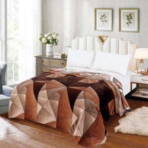 Patura pufoasa cocolino 200x230cm, 240g/mp, Maro, forme geometrice