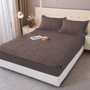 Husă Matlasată Tip Topper din Catifea 160x200cm, cu 2 Fețe de Pernă 50x70cm -  Somn Odihnitor și Susținere pentru Spate, Maro