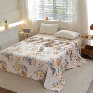 Pătură Super Soft Cocolino, 200x230 cm – Răsfăț absolut în zilele reci, Crem, flori