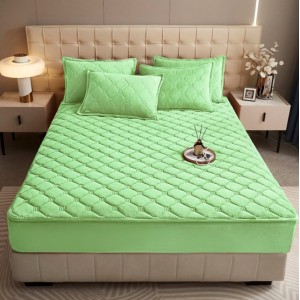 Husã matlasatã tip topper din catifea, 160x200cm + 2 fete de perna 50x70cm, verde