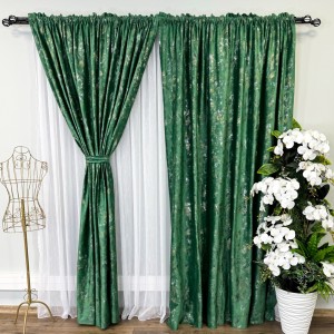 Draperie Catifea Asama cu insertii aurii, 140cm latime x 260cm înălțime, cu TIV LAT, Verde Smarald - V12