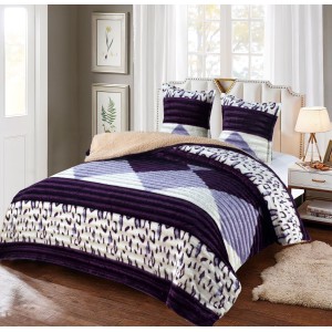 Pilota CoCoLiNo Frizzy cu blanita, matlasata, 200x230cm, cu fete de perna 60x60cm, Mov, Alb, forme geometrice, animal print