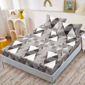 Cearsaf cu elastic, FINET, 160x200cm, 2 fete de perne 50x70cm, Gri, Forme Geometrice – confort și eleganță pentru patul tău