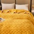 Pătură Premium, 200x230cm, CoCoLiNo, Grofată, cu Model 3D Tip Tricotaj și Bordură din Blăniță Contrastantă – Eleganță și Căldură Absolută, Galben [3]