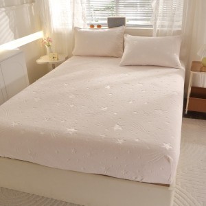 Cearșaf Cocolino cu Elastic „Ploaie de Stele” – Ultra-Moale, Pufos și Călduros, 180x200 cm + 2 Fețe de Pernă 50x70 cm, Crem