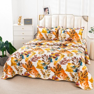 Cuvertură Matlasată din Bumbac Satinat, cu Bordură în Valuri (220x230 cm) + 2 Fețe de Pernă (60x80 cm), Alb, Arămiu, Frunze