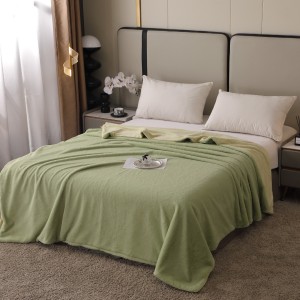 Pătură Premium, 200x230cm, cu Blăniță Shorthair si Cocolino, cu Fermoar, Vernil – Lux, Căldură & Versatilitate!