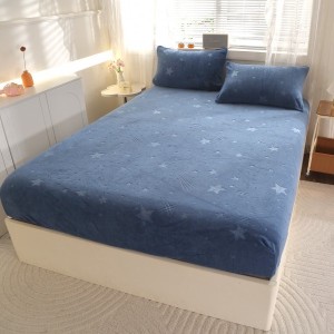 Cearșaf Cocolino cu Elastic „Ploaie de Stele” – Ultra-Moale, Pufos și Călduros, 180x200 cm + 2 Fețe de Pernă 50x70 cm, Bleumarin