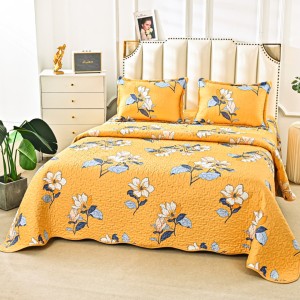 Cuvertură Matlasată din Bumbac Satinat, cu Bordură în Valuri (220x230 cm) + 2 Fețe de Pernă (60x80 cm), Galben, Flori