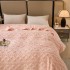 Pătură Premium, 200x230cm, CoCoLiNo, Grofată, cu Model 3D Tip Tricotaj și Bordură din Blăniță Contrastantă – Eleganță și Căldură Absolută, Roz Pal [2]