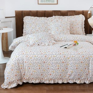 Lenjerie pat dublu,  Finet cu Volanase, CEARSAF CU ELASTIC, 6 piese, Alb, Floricele