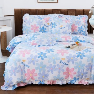 Lenjerie pat dublu,  Finet cu Volanase, CEARSAF CU ELASTIC, 6 piese, Alb, Flori Bleu