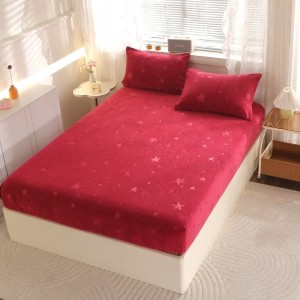 Cearșaf Cocolino cu Elastic „Ploaie de Stele” – Ultra-Moale, Pufos și Călduros, 180x200 cm + 2 Fețe de Pernă 50x70 cm, Rosu