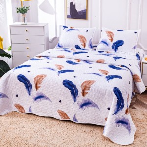 Cuvertură Matlasată din Bumbac Satinat, cu Bordură în Valuri (220x230 cm) + 2 Fețe de Pernă (60x80 cm), Alb, Pene