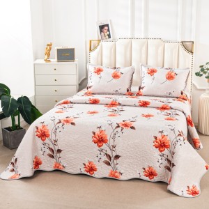 Cuvertură Matlasată din Bumbac Satinat, cu Bordură în Valuri (220x230 cm) + 2 Fețe de Pernă (60x80 cm), Crem, Portocaliu, Flori