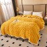 Pătură Premium, 200x230cm, CoCoLiNo, Grofată, cu Model 3D Tip Tricotaj și Bordură din Blăniță Contrastantă – Eleganță și Căldură Absolută, Galben [5]