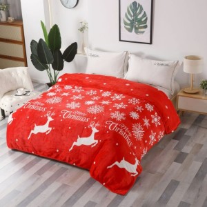 Patura pufoasa cocolino, 200x230cm, Craciun, Rosu, Alb, Merry Christmas, reni, fulgi de nea Patura pufoasa cocolino, 200x230cm, Craciun, Rosu, Alb, Merry Christmas, reni, fulgi de nea